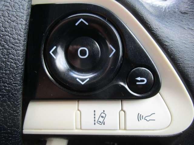 TOYOTA PRIUS 2016 Image 31