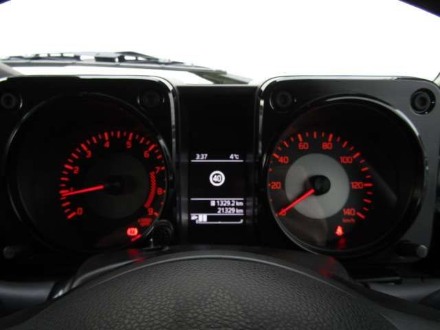 SUZUKI JIMNY 4WD 2021 Image 31