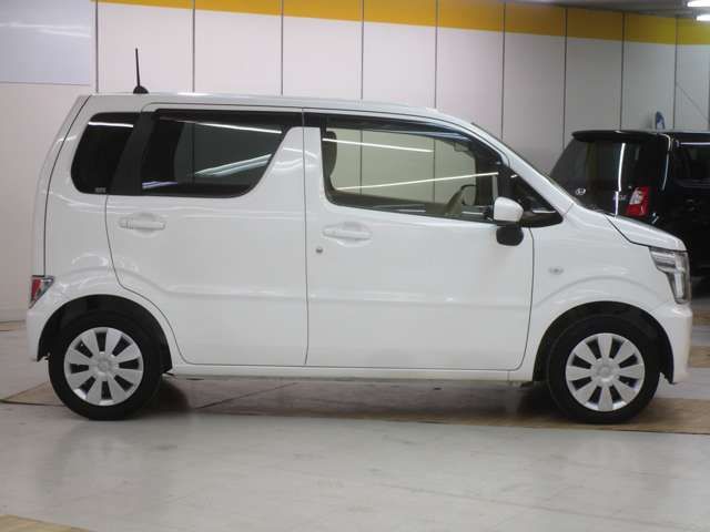 SUZUKI WAGON R 2018 Image 31