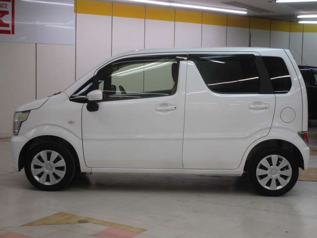 SUZUKI WAGON R 2018 Image 31