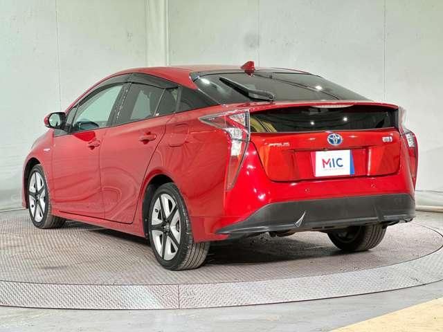 TOYOTA PRIUS 2018 Image 31