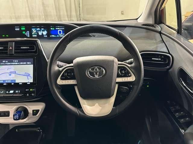 TOYOTA PRIUS 2018 Image 31