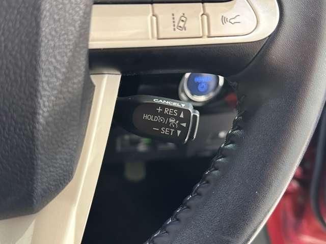 TOYOTA PRIUS 2018 Image 31
