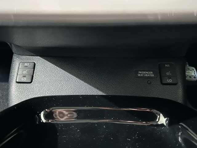 TOYOTA PRIUS 2018 Image 31