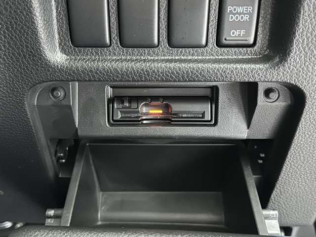 NISSAN ELGRAND 2016 Image 31