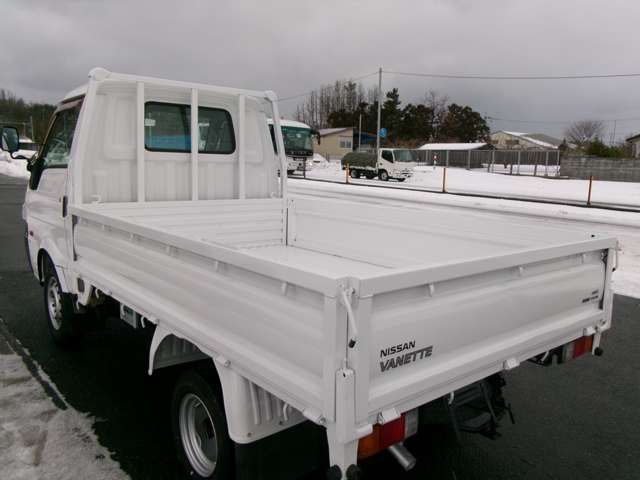 NISSAN VANETTE TRUCK 4WD 2011 Image 31