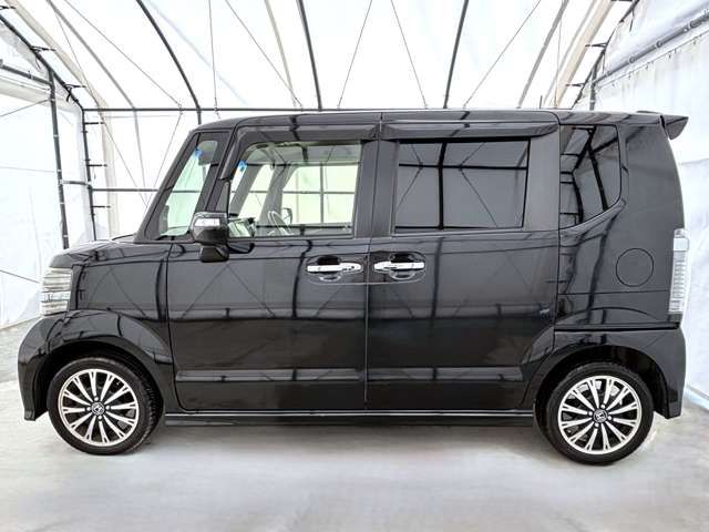 HONDA N BOX CUSTOM 2017 Image 31