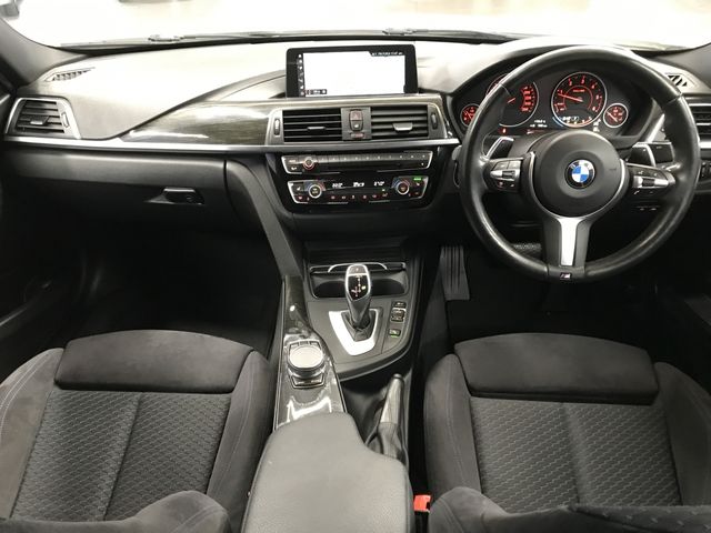 BMW 3SERIES SEDAN 2018 Image 31