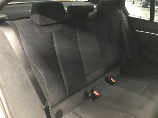 BMW 3SERIES SEDAN 2018 Image 31