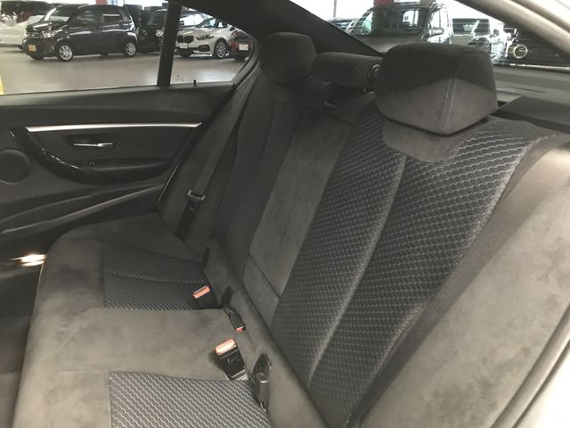 BMW 3SERIES SEDAN 2018 Image 31
