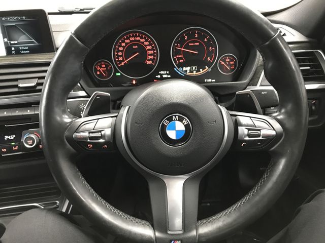 BMW 3SERIES SEDAN 2018 Image 31