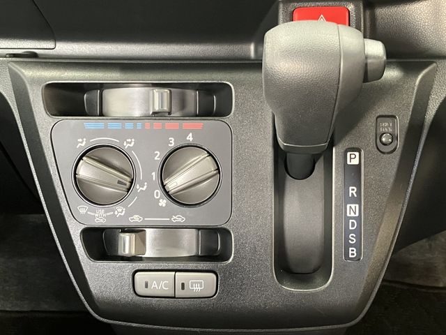 DAIHATSU MIRA E:S 2020 Image 31