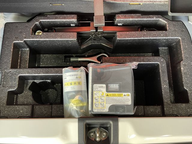 DAIHATSU MIRA E:S 2020 Image 31