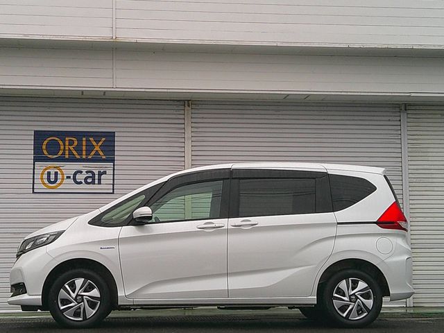 HONDA FREED PLUS HYBRID 4W 2022 Image 31