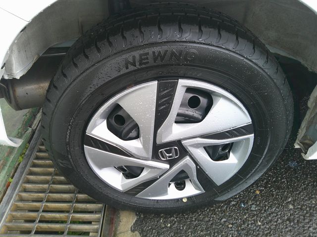 HONDA FREED PLUS HYBRID 4W 2022 Image 31