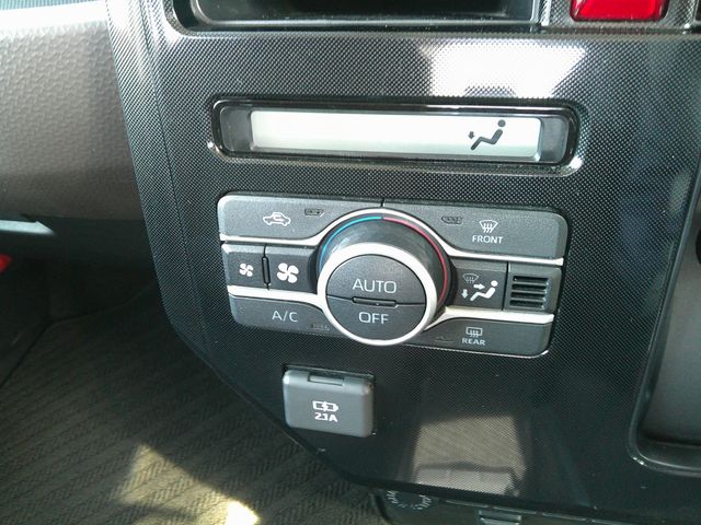 TOYOTA ROOMY 2021 Image 31