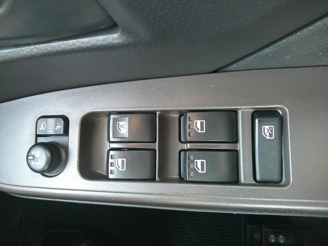 TOYOTA ROOMY 2021 Image 31