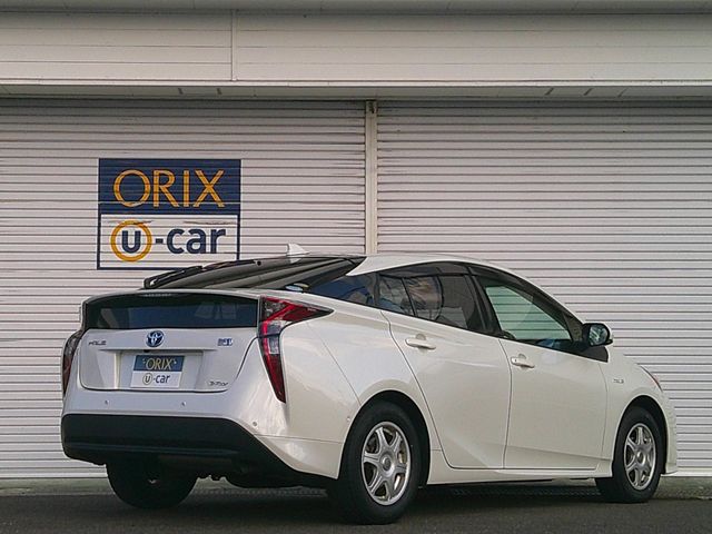 TOYOTA PRIUS 4WD 2018 Image 31