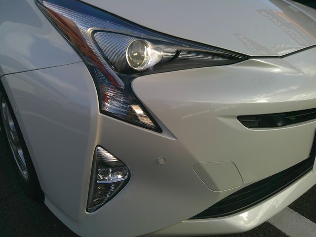 TOYOTA PRIUS 4WD 2018 Image 31