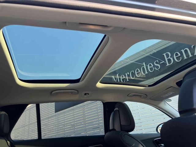 MERCEDES BENZ C CLAS 2022 Image 31