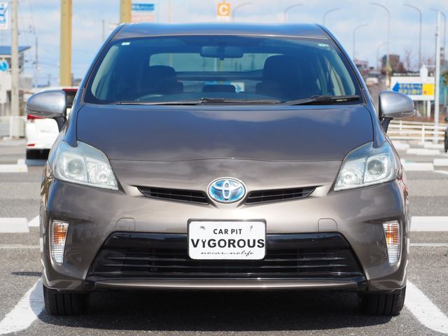 TOYOTA PRIUS 2013 Image 31