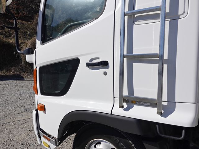 HINO RANGER 2012 Image 31