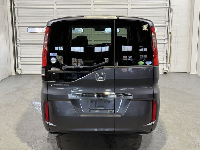 HONDA STEPWAGON 2016 Image 31