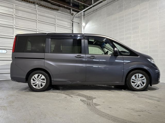 HONDA STEPWAGON 2016 Image 31