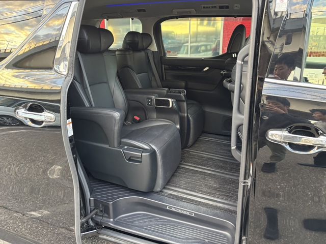 TOYOTA ALPHARD 2018 Image 31