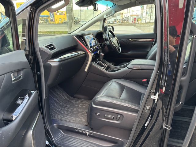 TOYOTA ALPHARD 2018 Image 31