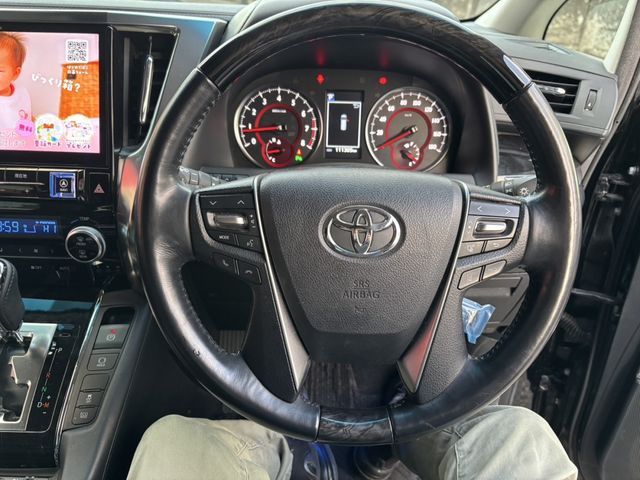 TOYOTA ALPHARD 2018 Image 31