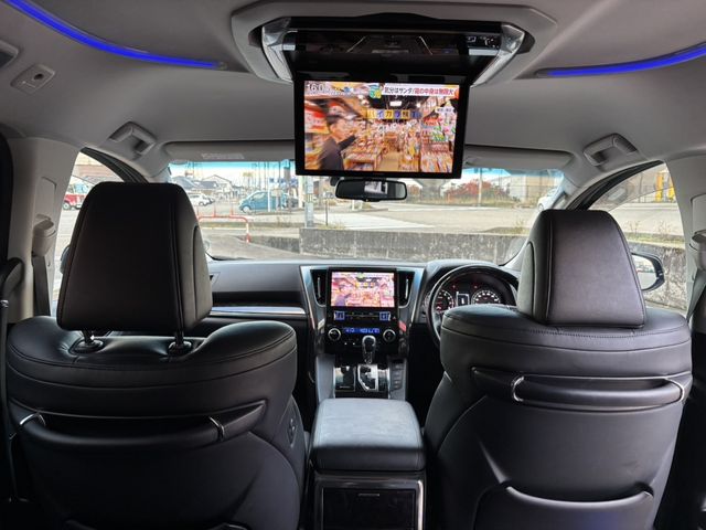 TOYOTA ALPHARD 2018 Image 31