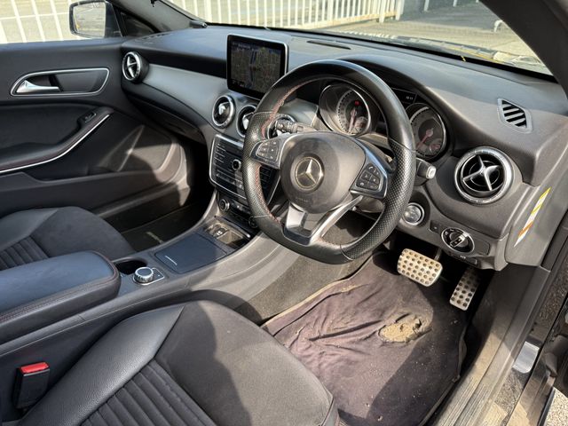 MERCEDES BENZ CLA SH 2015 Image 31
