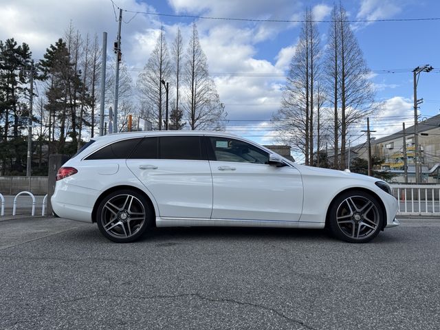 MERCEDES BENZ C CLAS 2014 Image 31