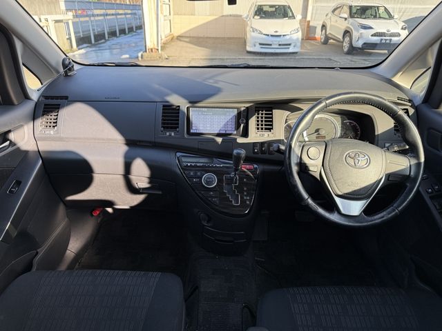 TOYOTA ISIS 4WD 2013 Image 31