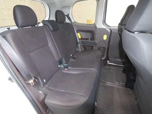 TOYOTA SPADE 2013 Image 31