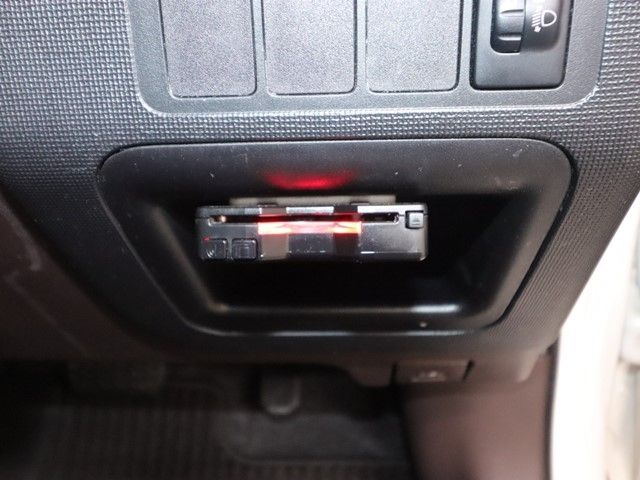 TOYOTA SPADE 2013 Image 31