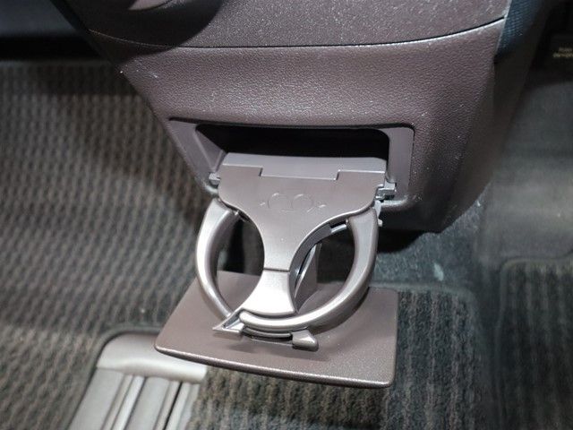 TOYOTA SPADE 2013 Image 31