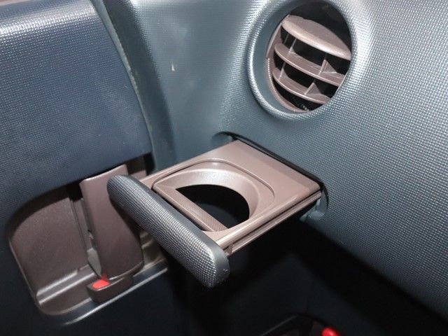 TOYOTA SPADE 2013 Image 31