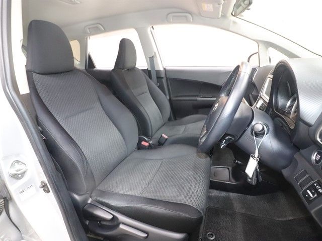 TOYOTA RACTIS 2012 Image 31