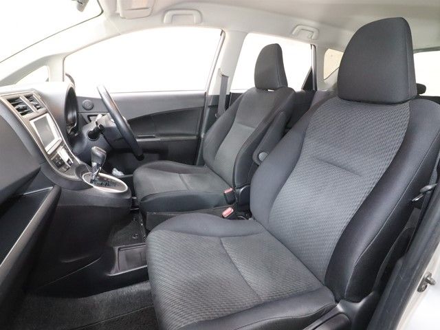 TOYOTA RACTIS 2012 Image 31