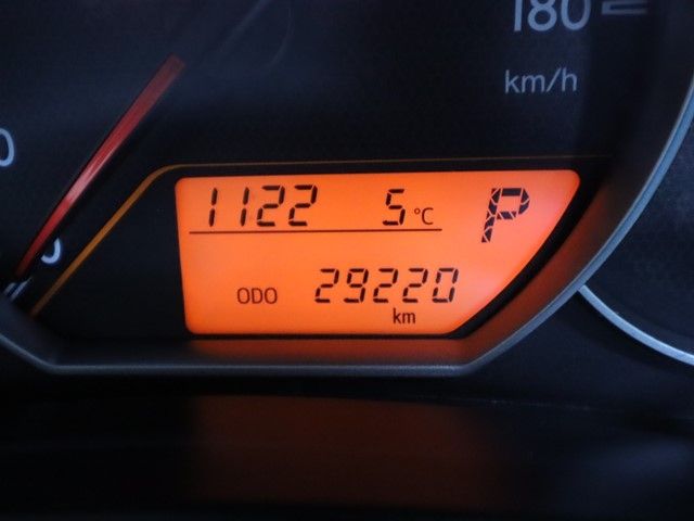 TOYOTA RACTIS 2012 Image 31