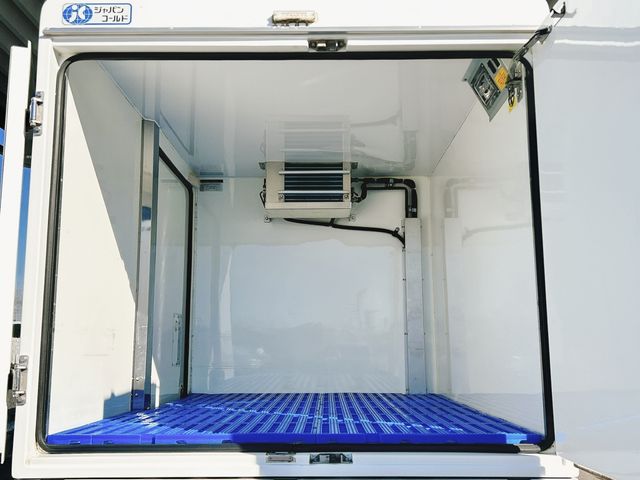 DAIHATSU HIJET TRUCK 4WD 2016 Image 31