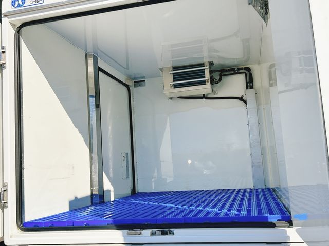 DAIHATSU HIJET TRUCK 4WD 2016 Image 31