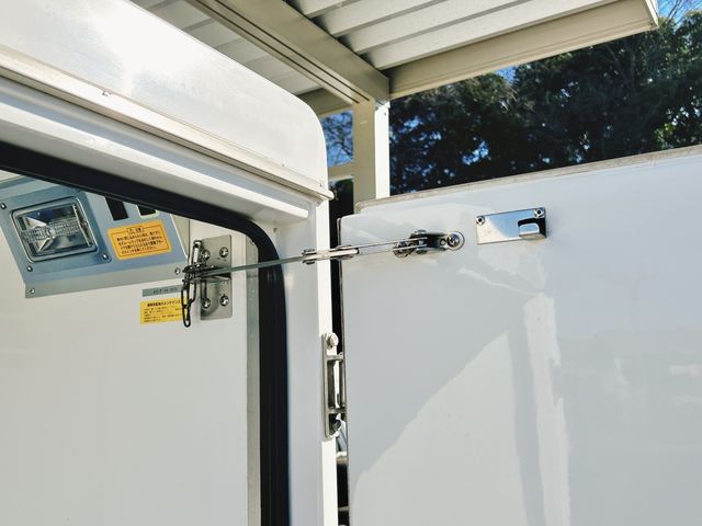 DAIHATSU HIJET TRUCK 4WD 2016 Image 31