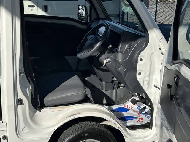 DAIHATSU HIJET TRUCK 4WD 2016 Image 31