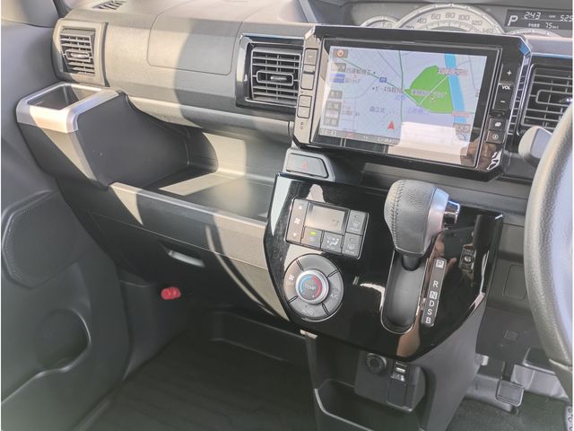 DAIHATSU WAKE 2021 Image 31