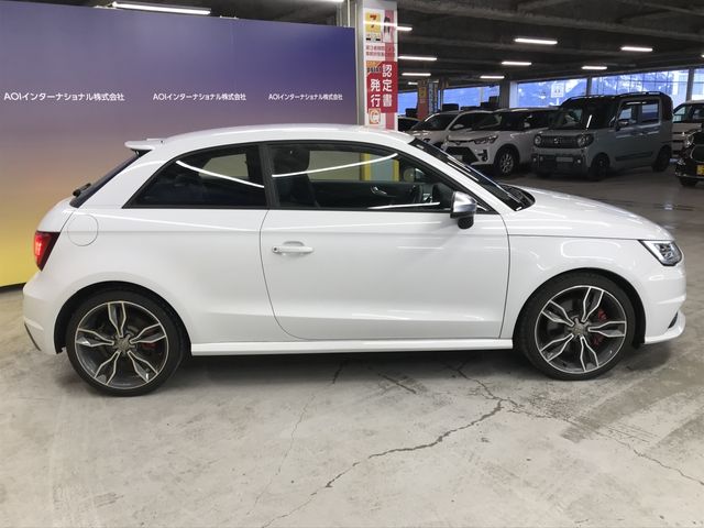 AUDI S1 2017 Image 31