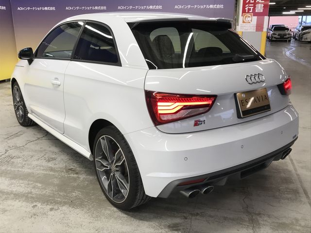 AUDI S1 2017 Image 31