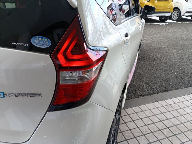 NISSAN NOTE 2018 Image 31